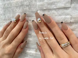 ネイル BeauJu by Luana Nailのネイルデザイン