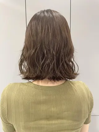 ミディアム カラー 狩野 羅夢のヘアスタイル