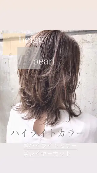 ミディアム カラー AKI アキのヘアスタイル