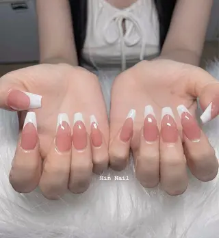 ネイル Hin Nailsのネイルデザイン