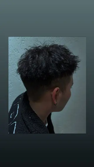 パーマ メンズ R.A.F.by Mag 南松本所属・tsuchiya レイヤー/シャギーのヘアスタイル