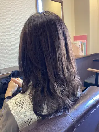 セミロング loji hair所属・🌈ママ美容師🌈 齋藤美和のヘアスタイル