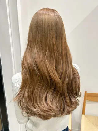 ロング カラー ヘアアレンジ yuka .のヘアスタイル