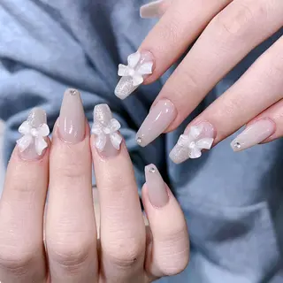 ネイル Queens テイのネイルデザイン