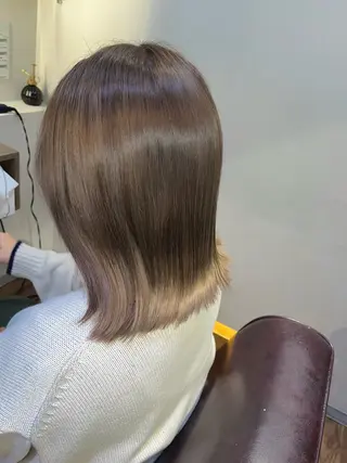 ミディアム 中村 文香のヘアスタイル