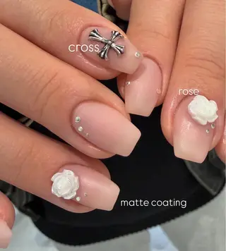 ネイル NORA nail UMEDA MAIのネイルデザイン