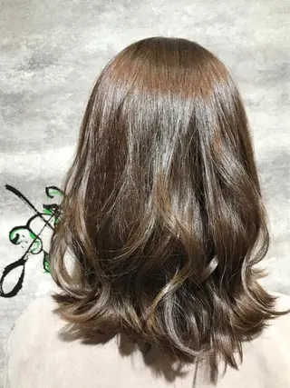 ミディアム カラー 🫟Blanco🫟 Color&Careのヘアスタイル