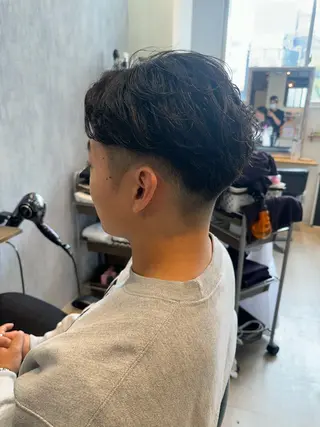 ショート パーマ 【メンズ&髪質改善】 萬納陽介のヘアスタイル