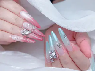 ネイル 🎀M nails✨ ビューティーのネイルデザイン