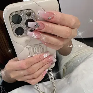 ネイル SALON ELVI.のネイルデザイン