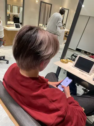 ショート カラー Aster 店長 れおん✂️のヘアスタイル