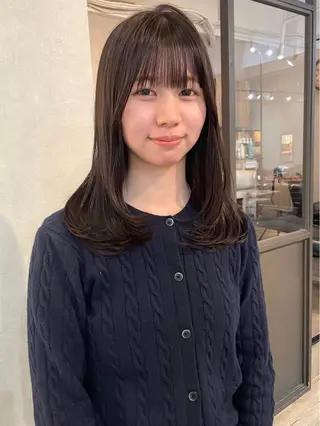 セミロング カラー ERINA/レイヤー /梅田のヘアスタイル