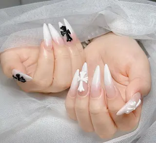 カラー ロング Bling Salonのネイルデザイン