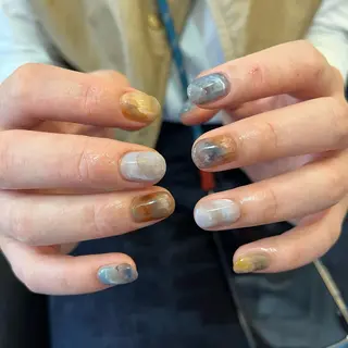 ネイル 岩本 杏のネイルデザイン