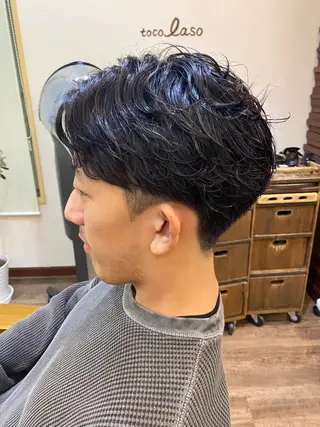 パーマ メンズ 冨樫 怜央のヘアスタイル