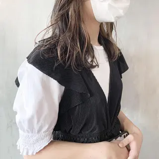 セミロング カラー なかの たくみのヘアスタイル