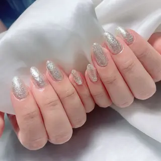ネイル f  Nail 五日市駅北口のネイルデザイン