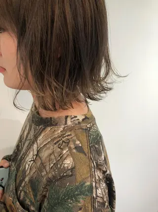 ショート カラー 透明感/レイヤー🎀 春カラー/エリコ🌈のヘアスタイル