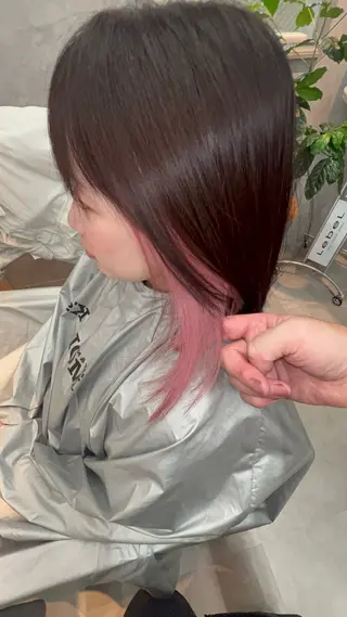ミディアム motoトップカラー リスト/ブリーチカラのヘアスタイル