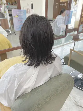 ミディアム 花田 綾のヘアスタイル