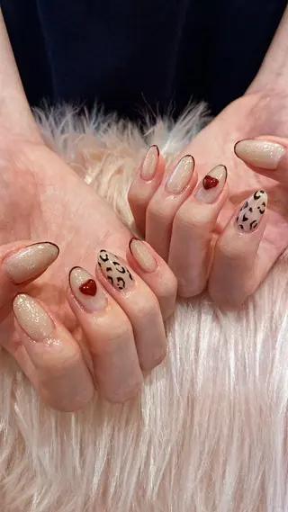 ネイル crystal ⭐︎ colorのネイルデザイン