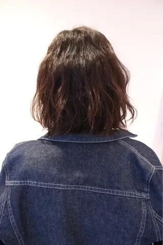 ミディアム カラー 湯浅 了一のヘアスタイル