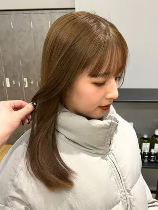 ロング 藤原 萌衣のヘアスタイル