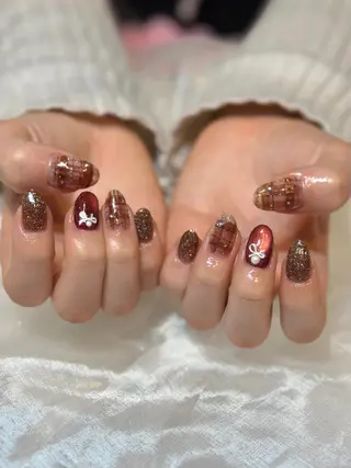 ネイル yume 大人ガーリーネイルのネイルデザイン