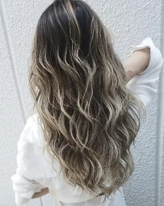 ロング 今中 小百合のヘアスタイル