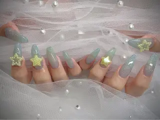 ネイル I-nailロング /ワンホン/キラキラのネイルデザイン