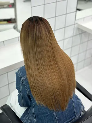 セミロング 縮毛矯正特化 髪質改善辻良輝のヘアスタイル