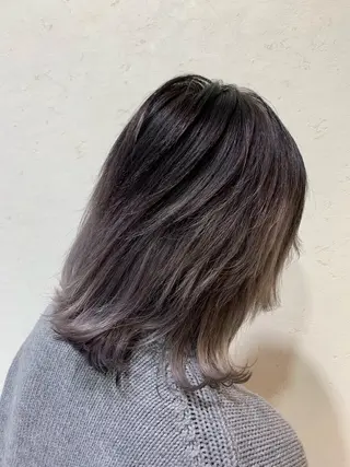 ミディアム カラー 天野 開のヘアスタイル