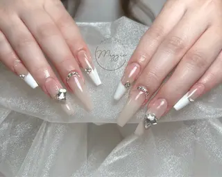 ネイル Maggie Nail🦩のネイルデザイン