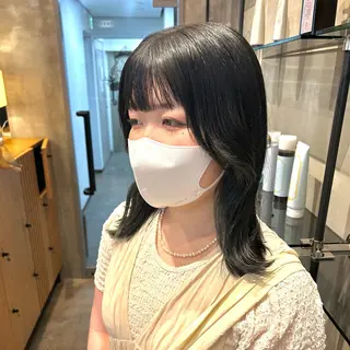 ミディアム 縮毛矯正・似合わせ タナカ レイヤのヘアスタイル