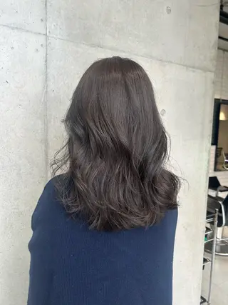 セミロング カラー 【銀座】艶髪/上品な カラー特化/涼/駅近のヘアスタイル