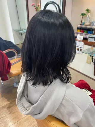 ミディアム カラー サプリームヘア 飯田みち瑠のヘアスタイル