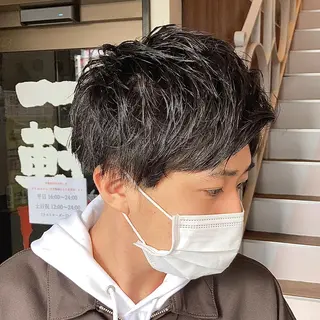 ショート メンズ 【ブリーチ無しW】 【暗髪&暖色系】圭真のヘアスタイル