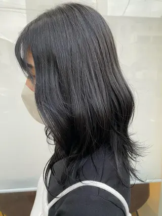 セミロング カラー 斎藤 愛菜のヘアスタイル