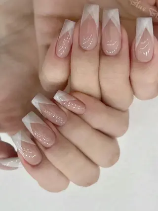 ネイル 💕リリ 🩷のネイルデザイン