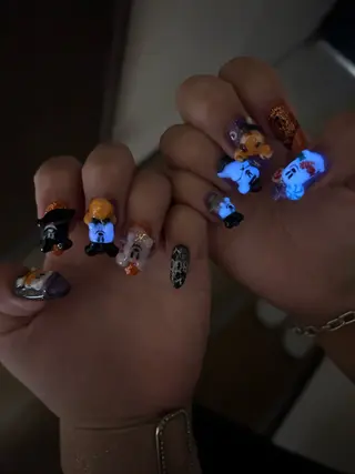 ネイル Yakko pas á pasのネイルデザイン