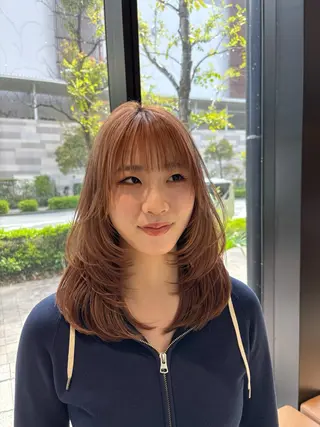 ミディアム 太田代 桃のヘアスタイル