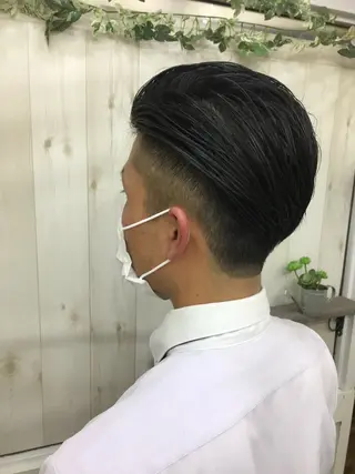 メンズ 🌱透明感カラー☘️ TOYO🌱のヘアスタイル
