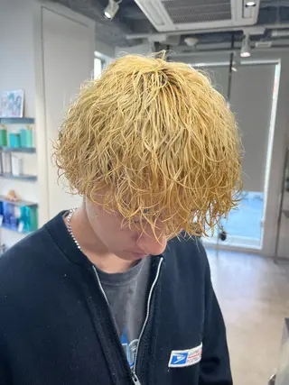 ミディアム パーマ メンズ 天神大名メンズパーマ メンズショートのヘアスタイル