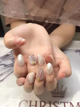 ネイル ガレンドウ 白澤 愛子のネイルデザイン