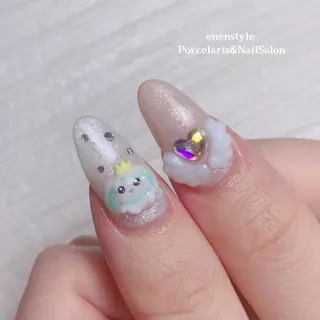 ミディアム ネイル 🐾enen style 🐾のネイルデザイン
