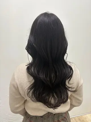 セミロング 韓国風骨格カット 艶カラー🩶髙林夏美のヘアスタイル