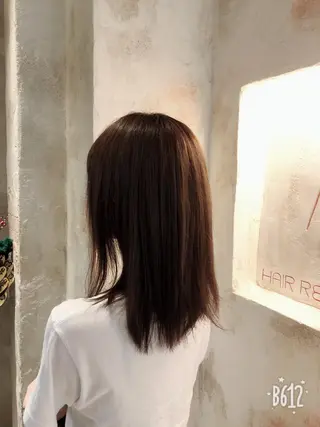 セミロング 髪質改善 カラーJILLのヘアスタイル