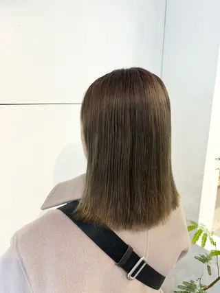 セミロング クニイ ルイのヘアスタイル