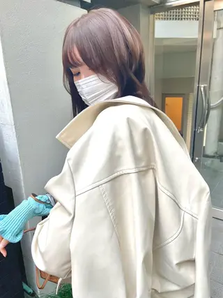 ロング yuu 🪴 透明感 カラー/メンズパーマのヘアスタイル