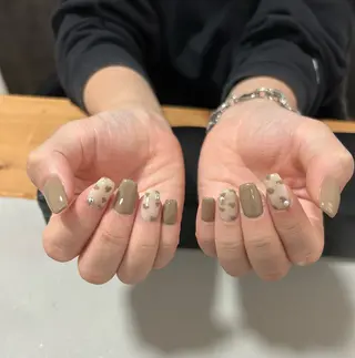 ネイル 大橋 那月のネイルデザイン